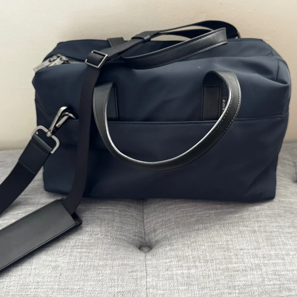The Away Everywhere Bag in Navy Blue - Picture 1 of 11